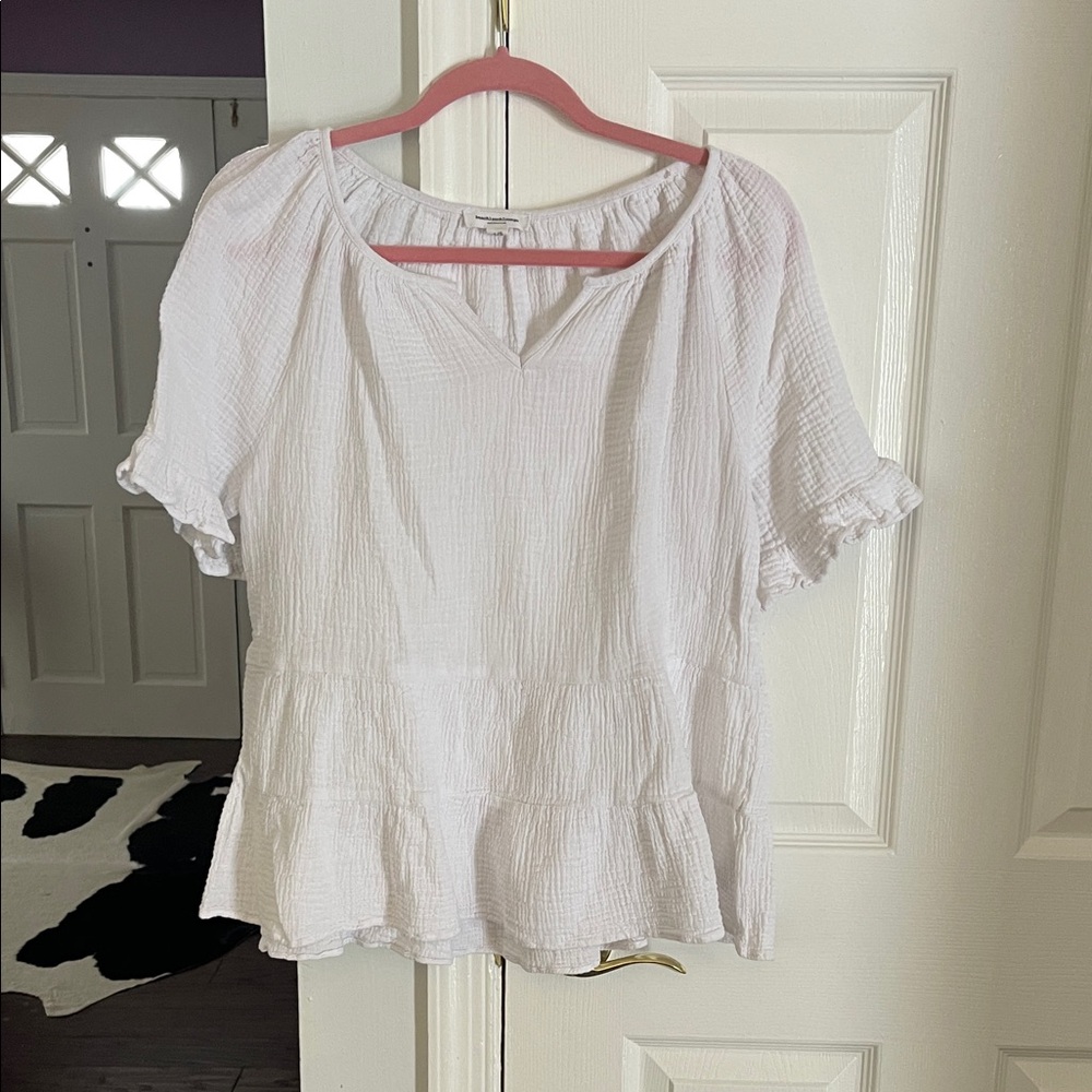 beachlunchlounge White Textured Blouse